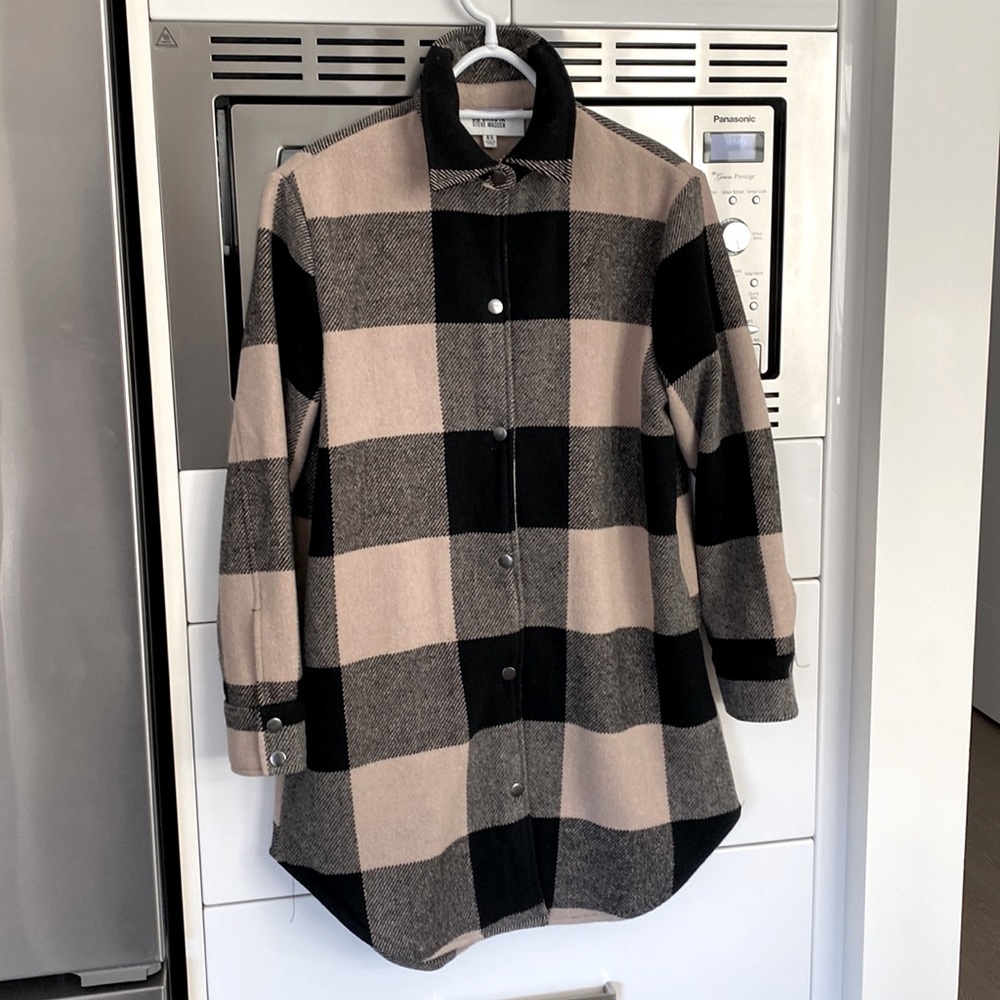 COPY - Steve Madden BB Dakota collab Shacket New never worn XS, beige black